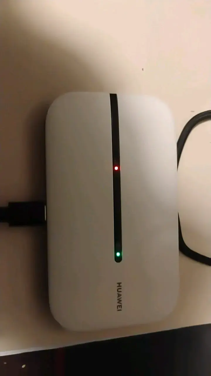Router Huawei 4G LTE portátil blanco - 3