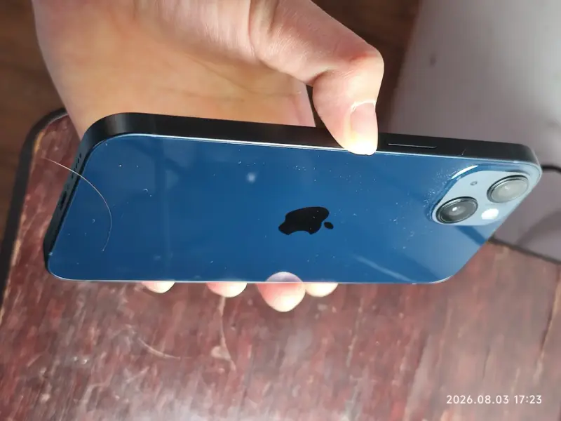 iPhone 13 Azul Buen Estado - 3