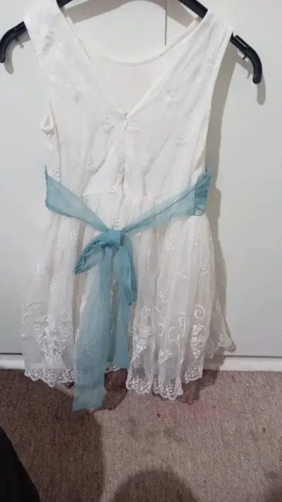 Vestido blanco de niña con cinturón celeste Limonada - miniatura 2