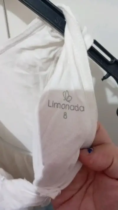 Vestido blanco de niña con cinturón celeste Limonada - miniatura 3