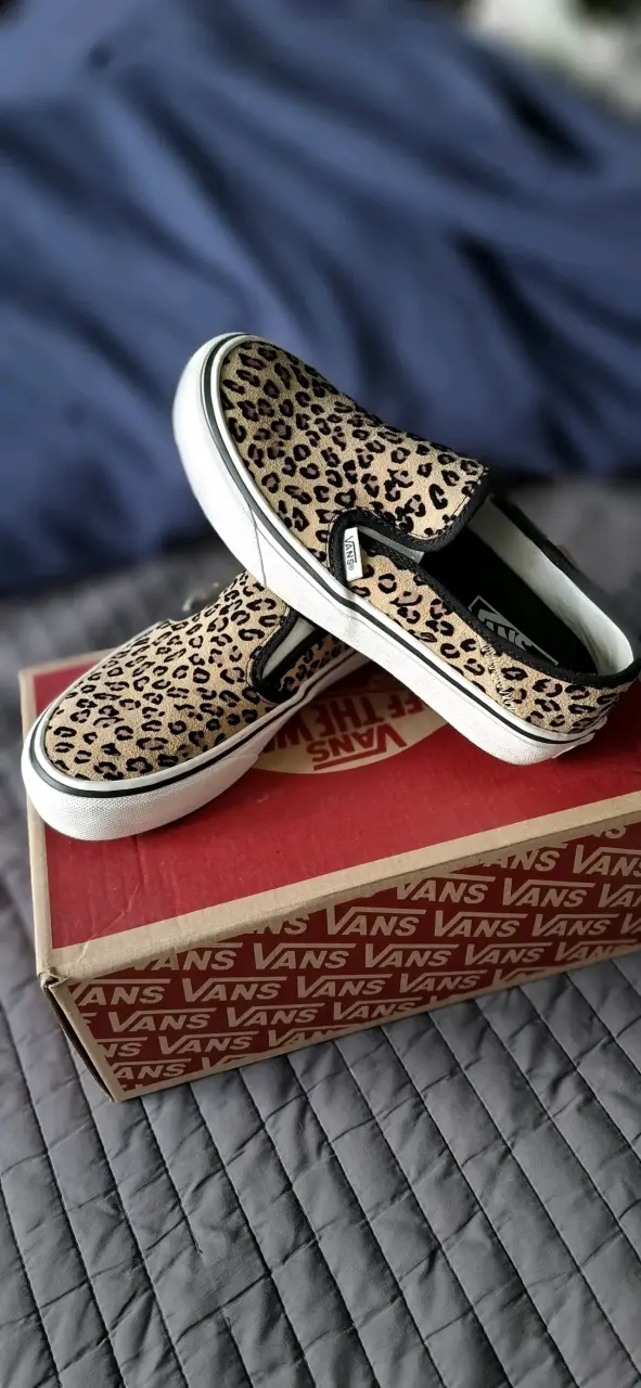 Vans Slip-On Leopard Talla 36 – Casi nuevas - 2