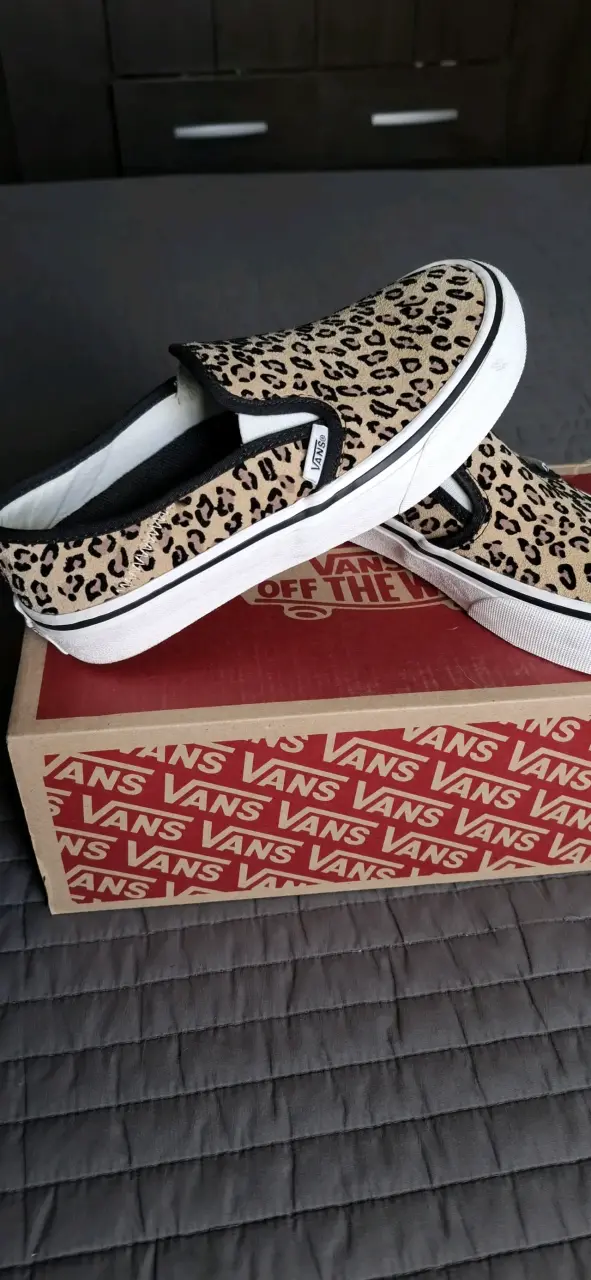Vans Slip-On Leopard Talla 36 – Casi nuevas - 3