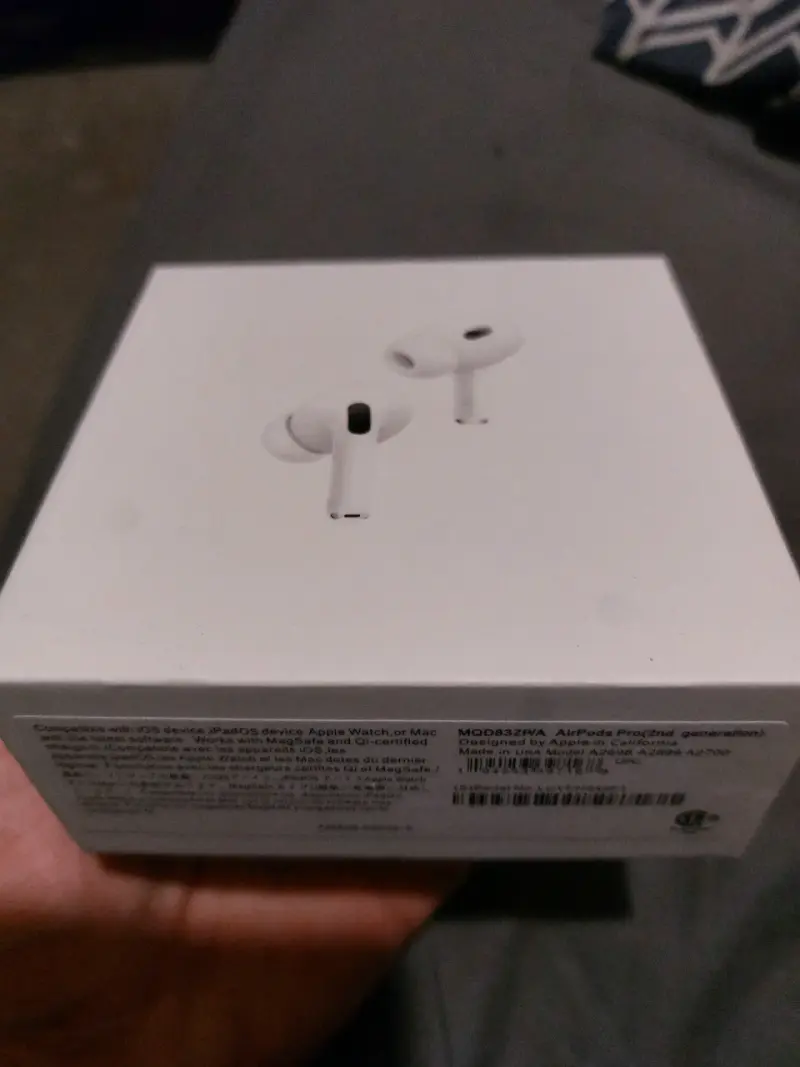 AirPods Pro de segunda generación con estuche de carga - 1
