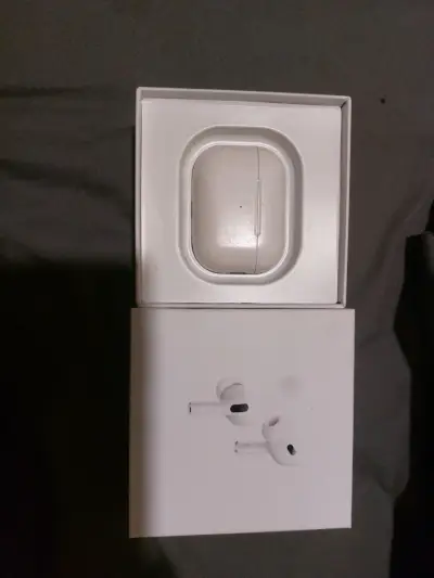 AirPods Pro de segunda generación con estuche de carga - miniatura 3
