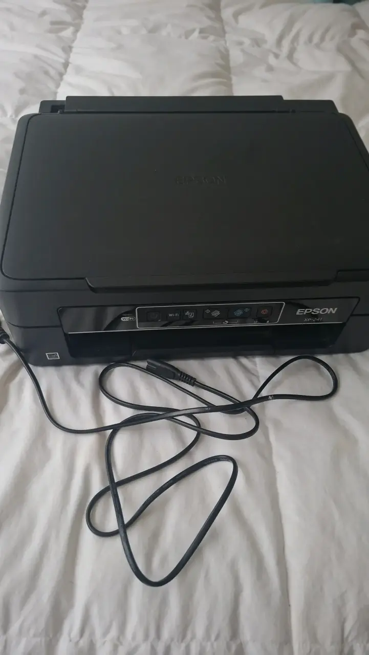 Impresora multifuncional Epson XP-241 con WiFi - 1
