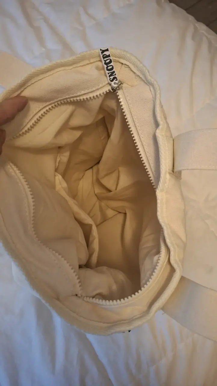 Mochila beige con diseño de Snoopy - 3