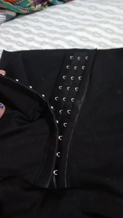 Leggings negros con cintura alta y cierre - miniatura 3