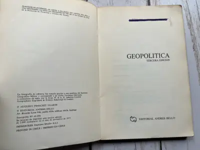 Libro Geopolítica de Augusto Pinochet Ugarte - miniatura 3