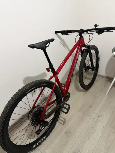 Bicicleta de Montaña Trek Marlin 8 Gen 3 Roja 29’ - miniatura 2