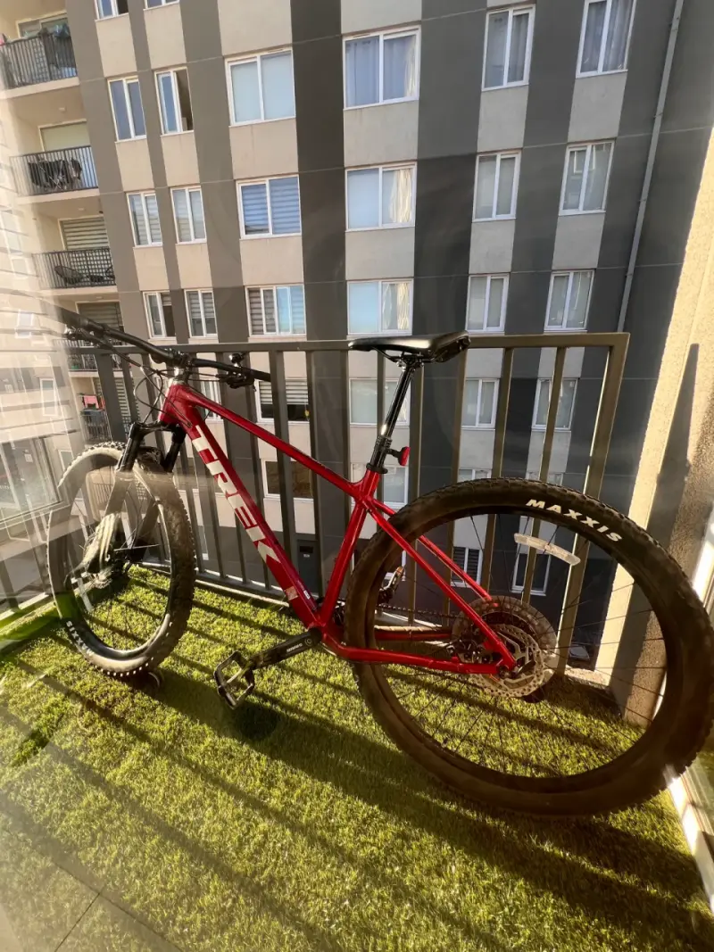 Bicicleta de Montaña Trek Marlin 8 Gen 3 Roja 29’ - 3