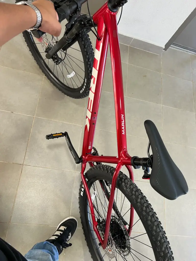 Bicicleta de Montaña Trek Marlin 8 Gen 3 Roja 29’ - 4