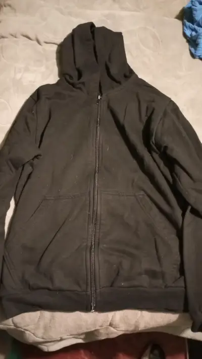 Polerón Adidas negro con capucha - miniatura 2