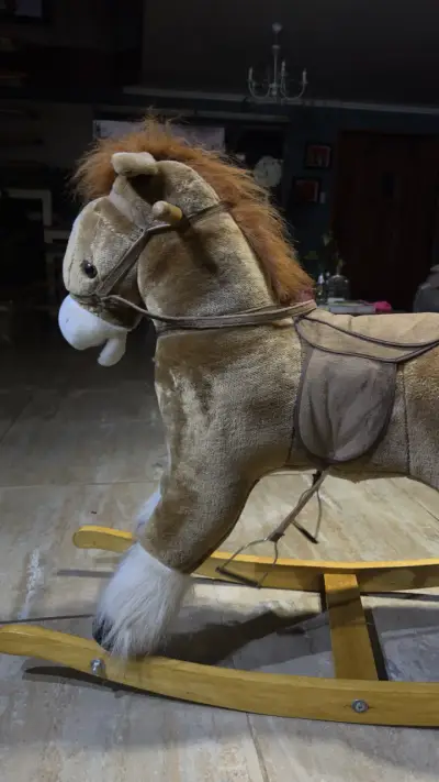 Caballo Mecedor Infantil con Sonido - miniatura 3