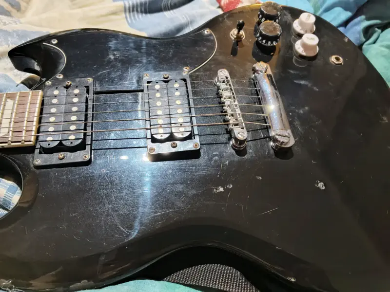 Guitarra eléctrica freman (se vende por urgencia) - 1