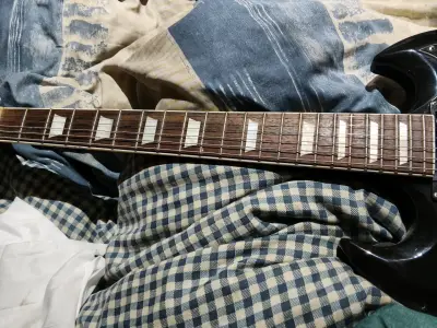 Guitarra eléctrica freman (se vende por urgencia) - miniatura 2