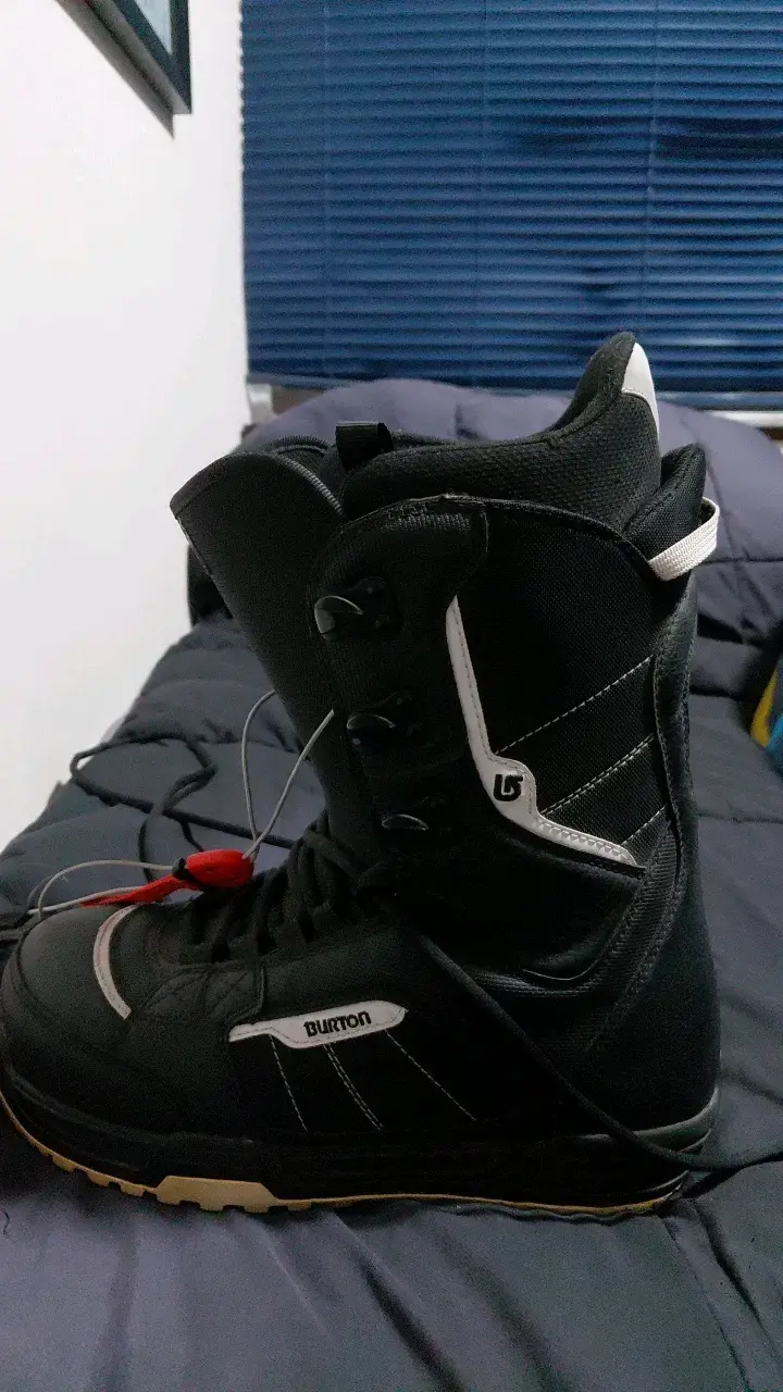 Tabla de snowboard Nitro con fijaciones y botas - 4