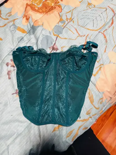 Corset de encaje verde y negro para mujer - miniatura 1