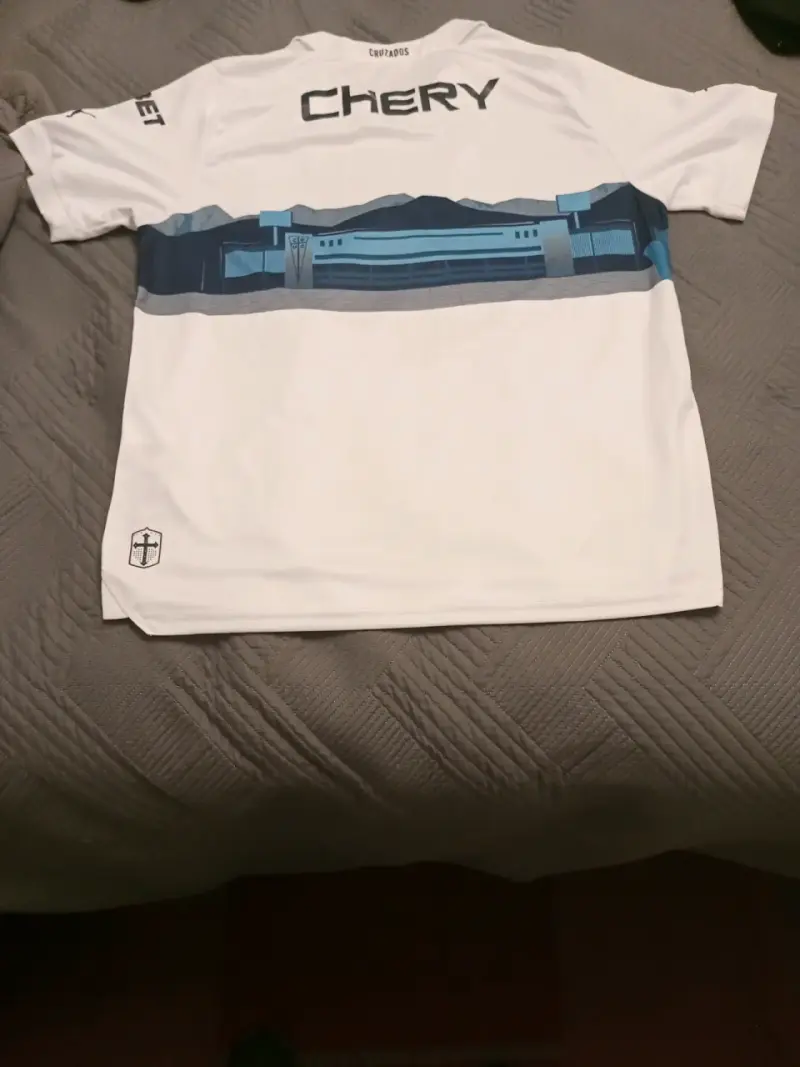 Camiseta universidad catolica - 2
