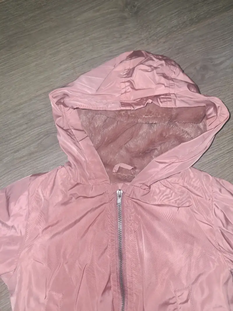 Chaqueta impermeable rosada para niña talla 24M - 2