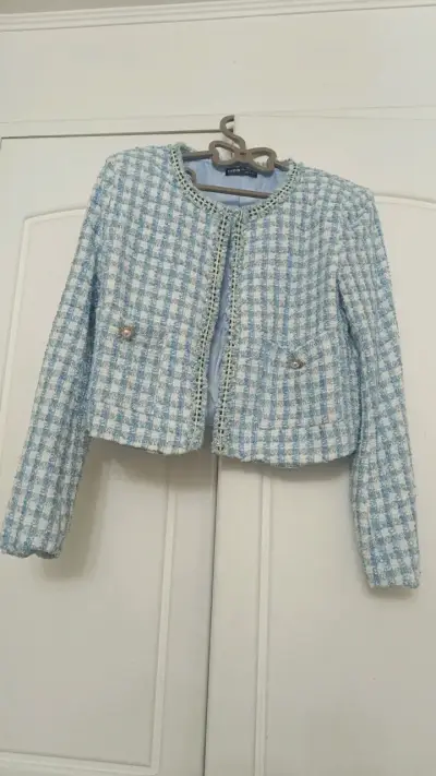 Chaqueta de piel sintética rosa para mujer - miniatura 2