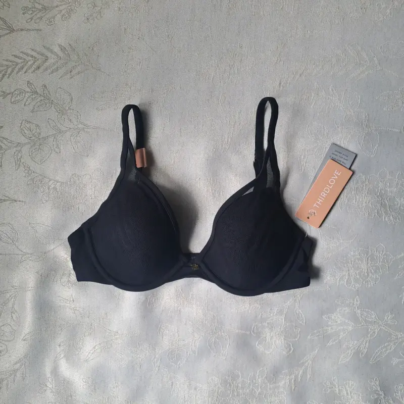 Conjunto de sostenes 30C en negro y beige - 5