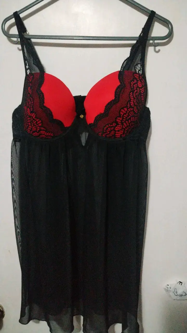 Baby doll negro con encaje rojo - 1