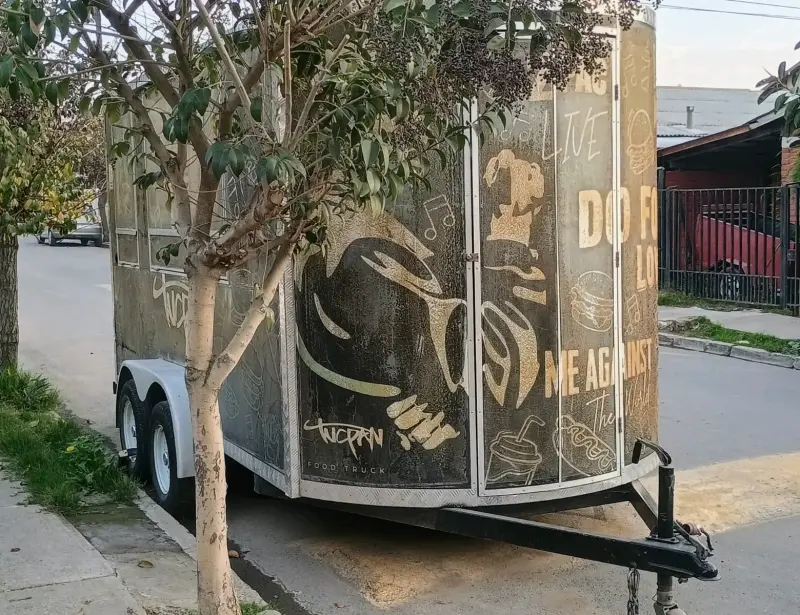 Carro de Comida 4x2 Decorado Tupac - 4