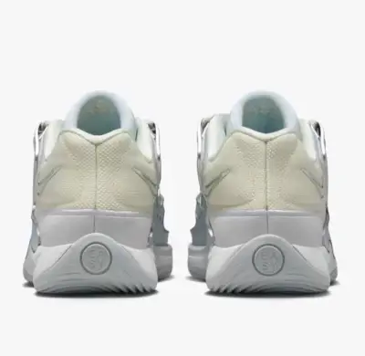 Zapatillas deportivas Nike KD 18 blancas - miniatura 2