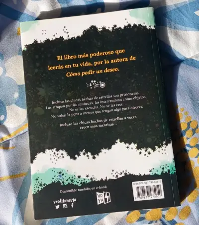 Libro 'Hecha de Estrellas' de Ashley Herring Blake - miniatura 4