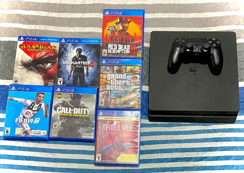 Consola PS4 con 7 juegos incluidos