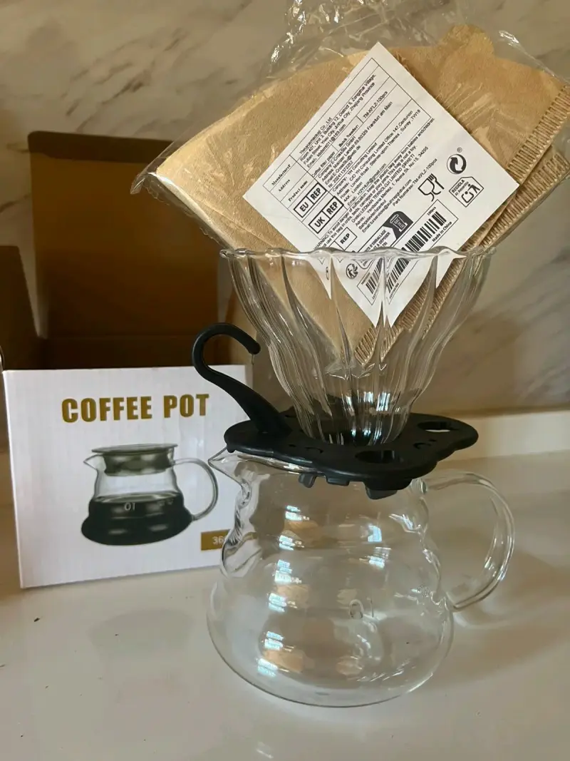 Cafetera de Vidrio con Filtros Incluidos