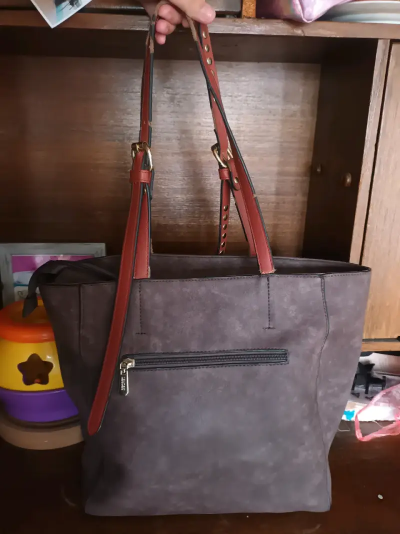 Carteras de cuero sintético con tachas - 3