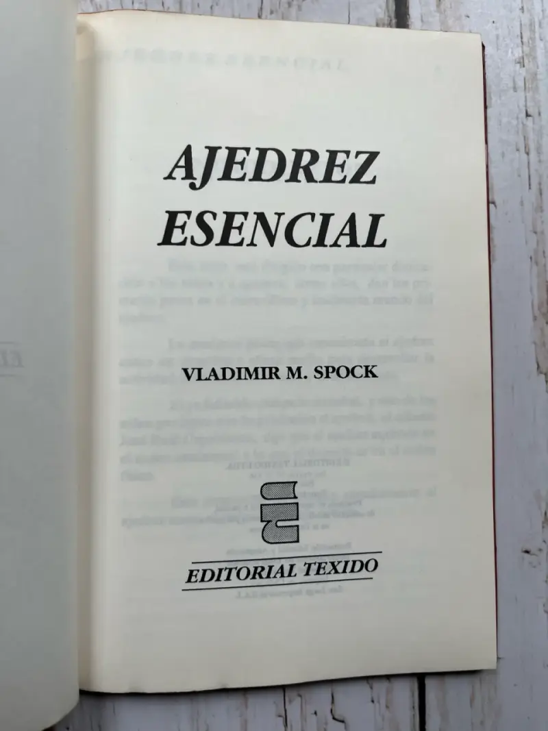 Libro Ajedrez Esencial de Vladimir M. Spock - 3