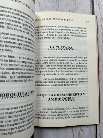 Libro Ajedrez Esencial de Vladimir M. Spock - miniatura 5