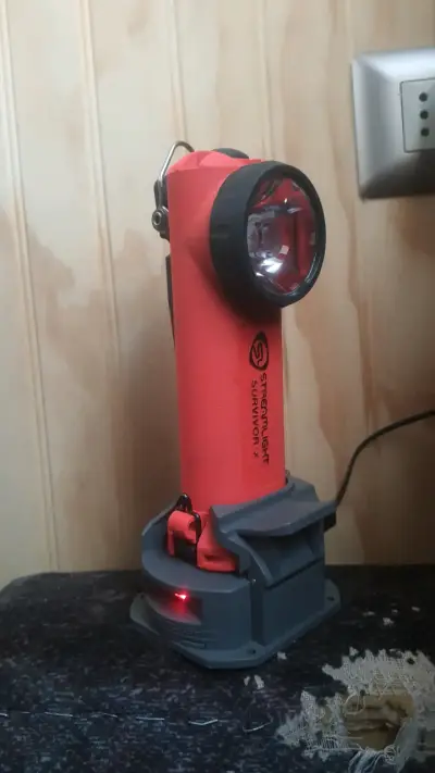 Linterna recargable Streamlight Survivor X LED - miniatura 2