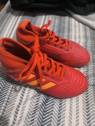 Zapatillas de fútbol Adidas Predator rojas - miniatura 2