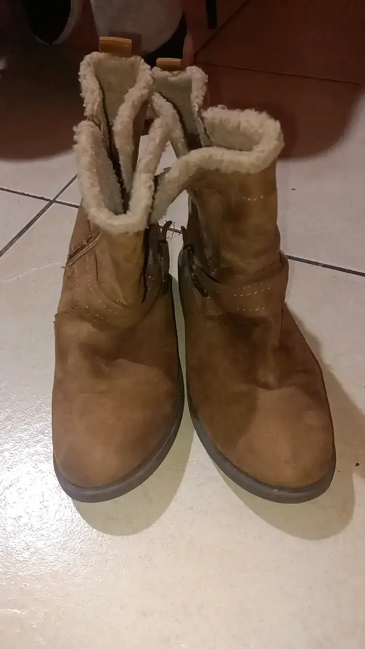 Botas de gamuza marrón con forro de lana - 3