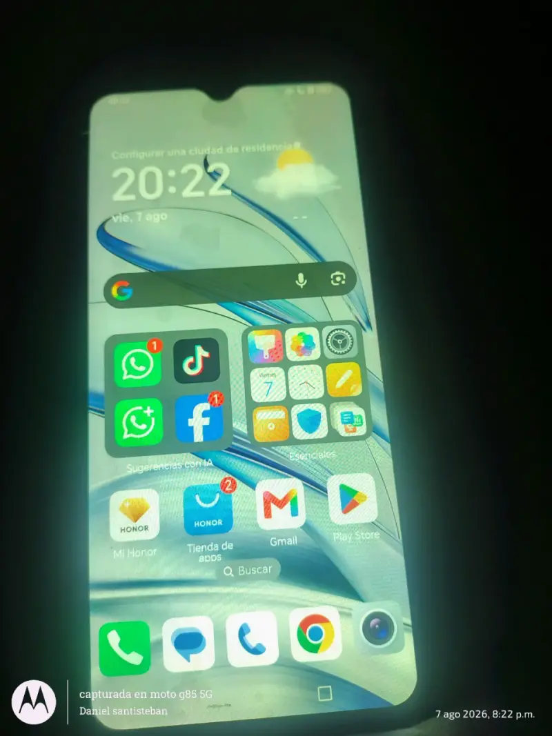 Smartphone Honor con cámara cuádruple - 1
