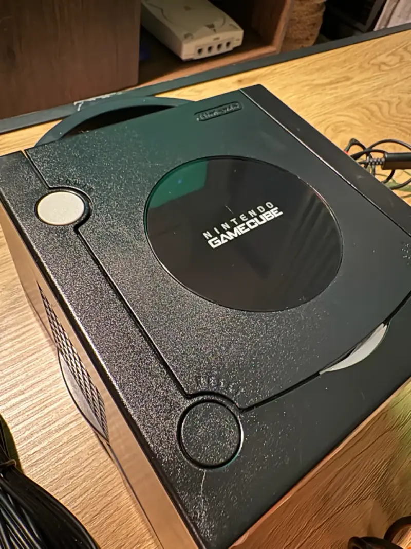 Consola Nintendo GameCube con control y cables - 6