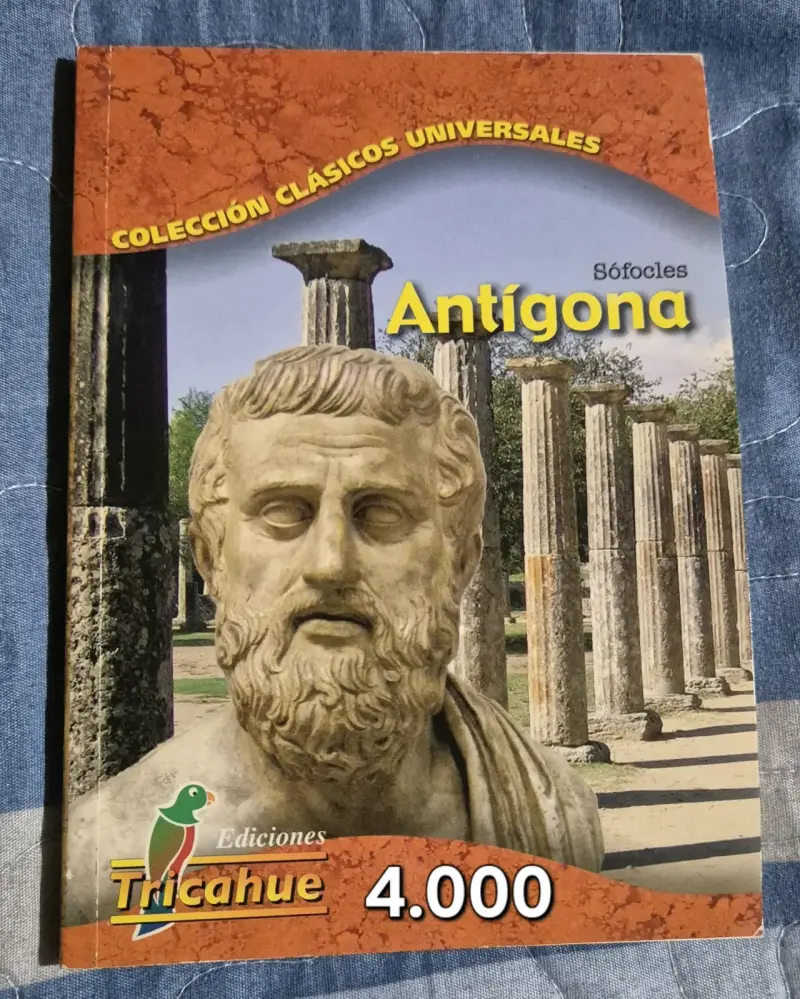 Libro Antígona de Sófocles Ediciones Tricahue - 1