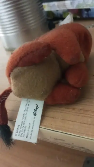 Peluche de Pumba Disney World - miniatura 2