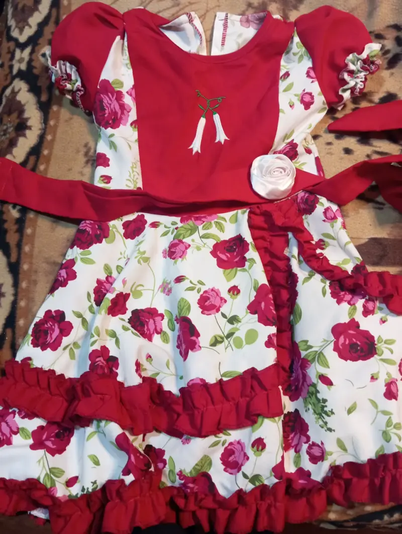 Vestido infantil floral con lazo - 2