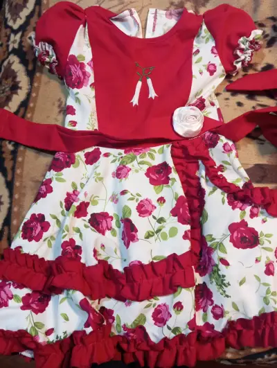 Vestido infantil floral con lazo - miniatura 2