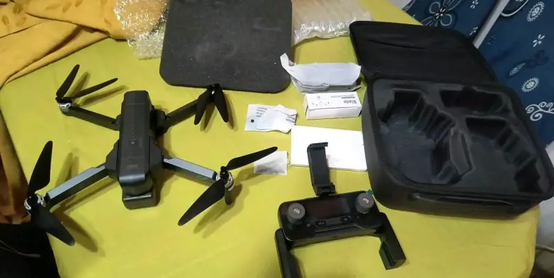 Dron f11s 4k pro nuevo dos baterias - 4