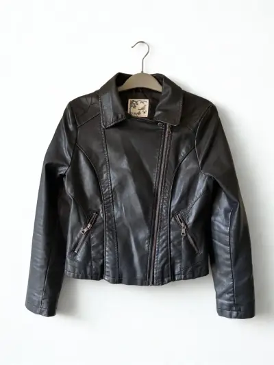 Chaqueta biker sintética negra para mujer - miniatura 1