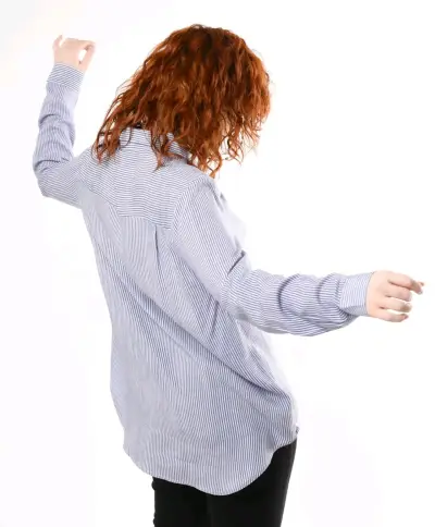 Camisa de rayas azul para mujer - miniatura 3