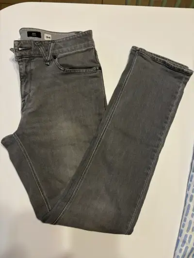 Jeans grises para hombre Volcom talla 34 - miniatura 1