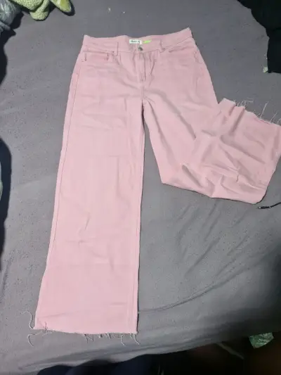 Jeans de mezclilla rasgados en varios colores - miniatura 3