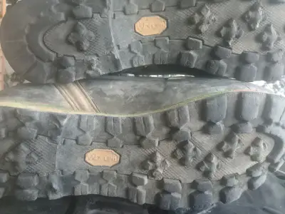Zapatos de montaña - miniatura 2