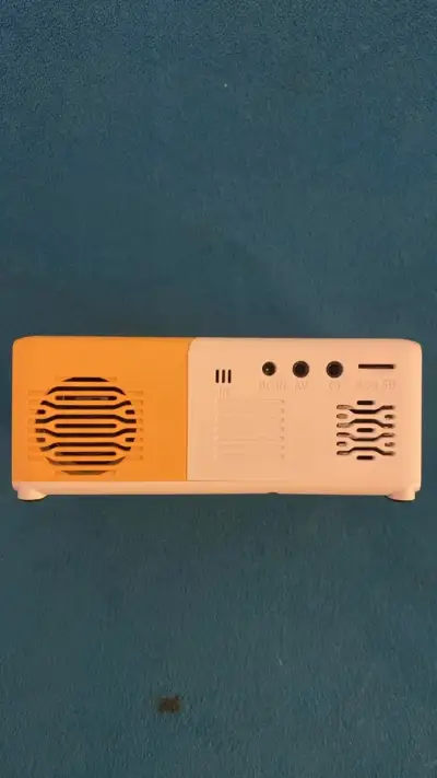 Proyector LED portátil de alta resolución - miniatura 6